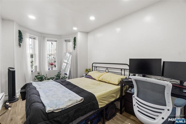 477 Mercer Street, Jersey City, NJ 07306