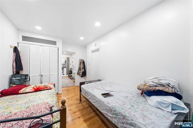 477 Mercer Street, Jersey City, NJ 07306