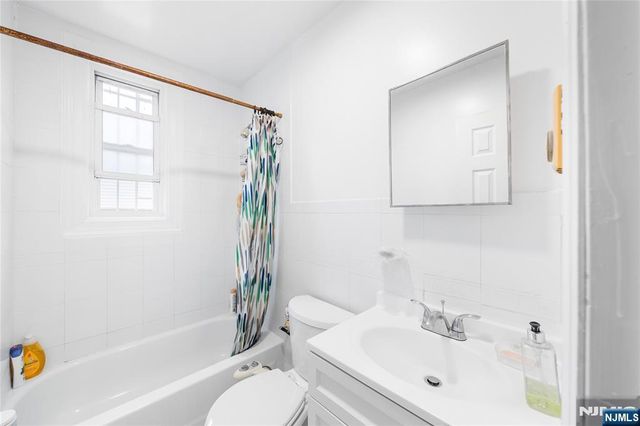 477 Mercer Street, Jersey City, NJ 07306