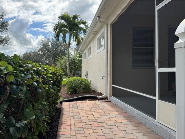 7522 15TH Lane, Vero Beach, FL 32966