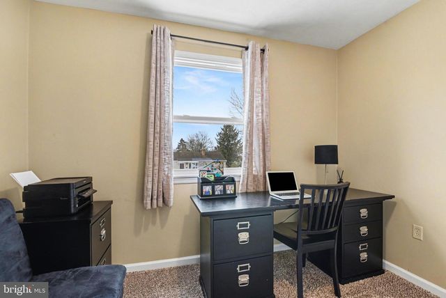 1117 FLORIBUNDA LN, Mechanicsburg, PA 17055