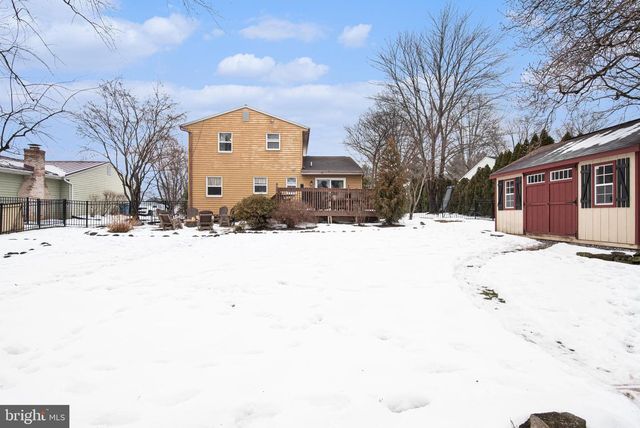 1117 FLORIBUNDA LN, Mechanicsburg, PA 17055