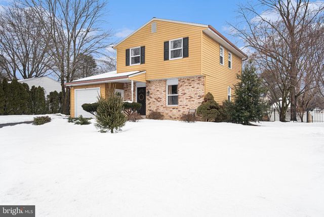 1117 FLORIBUNDA LN, Mechanicsburg, PA 17055