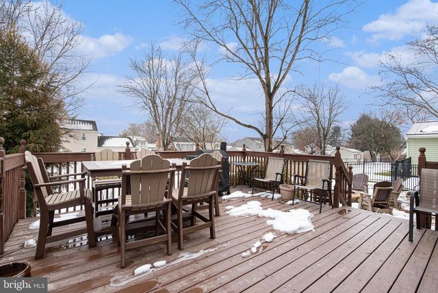 1117 FLORIBUNDA LN, Mechanicsburg, PA 17055