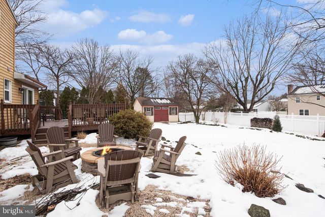 1117 FLORIBUNDA LN, Mechanicsburg, PA 17055