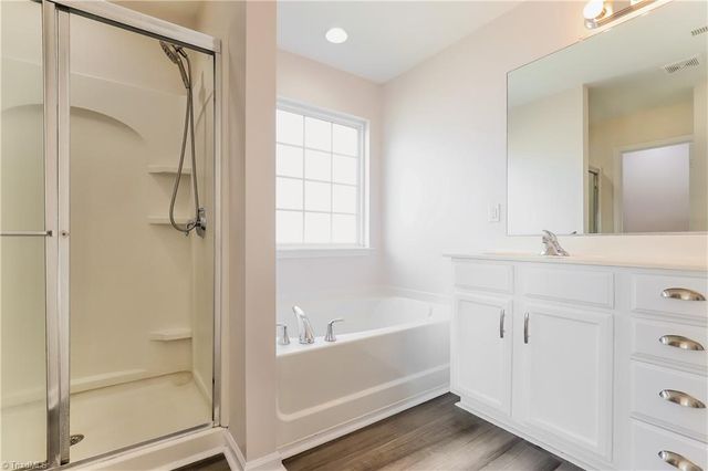 2729 Quail Oaks Drive, Greensboro, NC 27405