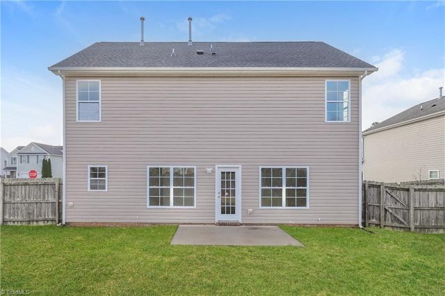 2729 Quail Oaks Drive, Greensboro, NC 27405