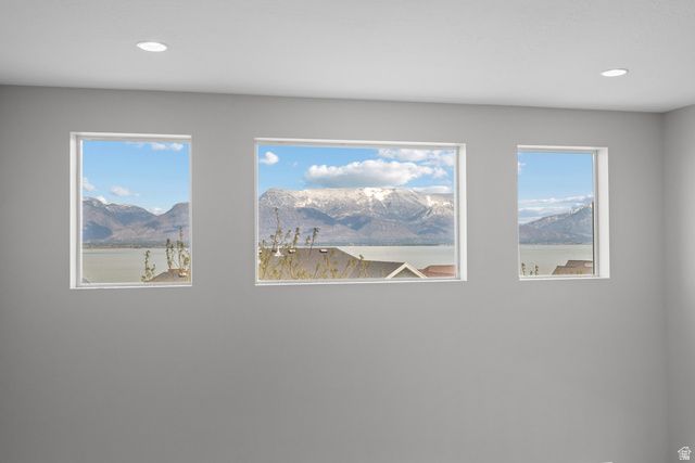 1904 S LINKS DR, Saratoga Springs, UT 84045