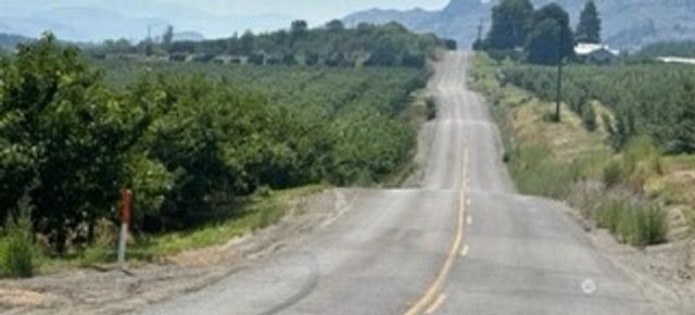 193 Golden Road, Oroville, WA 98844