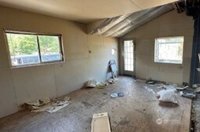 193 Golden Road, Oroville, WA 98844