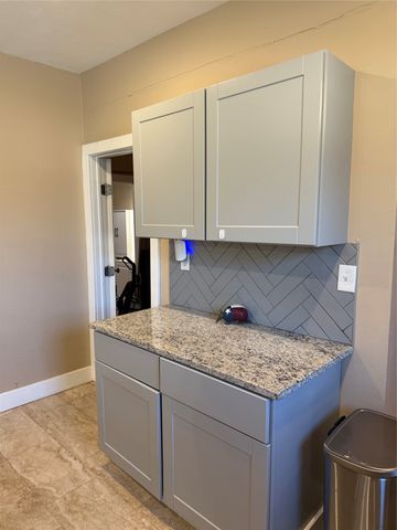 809 S Wine Street, Gainesville, TX 76240