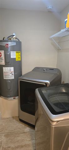 809 S Wine Street, Gainesville, TX 76240