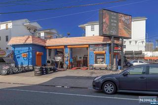 44 New York Avenue, Newark, NJ 07105