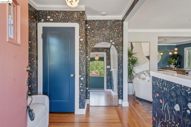 2210 Browning St, Berkeley, CA 94702