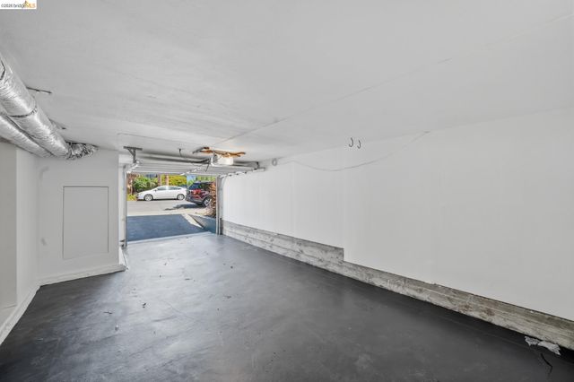 2210 Browning St, Berkeley, CA 94702