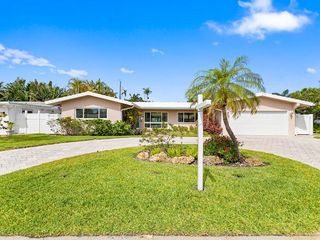 4421 NE 19th Avenue, Oakland Park, FL 33308