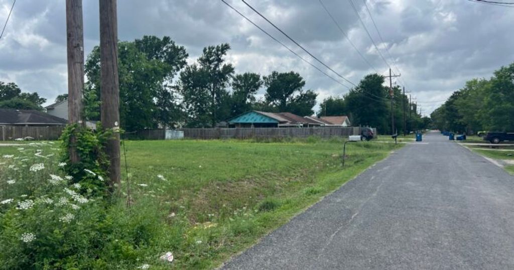 701 West Virginia Street, Navasota, TX 77868 — photo 4
