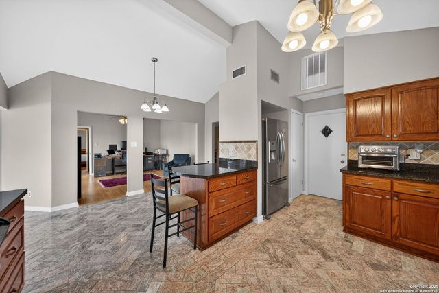 3827 Longridge Dr, San Antonio, TX 78228