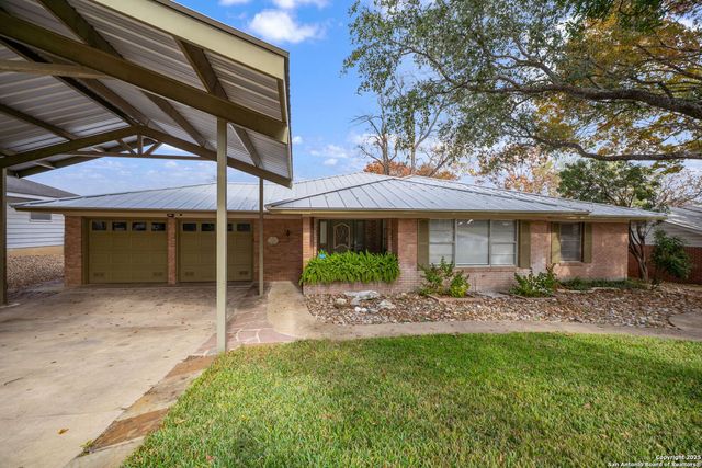 3827 Longridge Dr, San Antonio, TX 78228