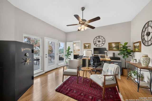 3827 Longridge Dr, San Antonio, TX 78228