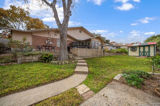 3827 Longridge Dr, San Antonio, TX 78228