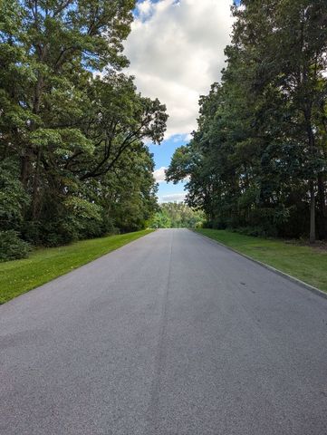 10817 Hill Crest Lane, Marengo, IL 60152