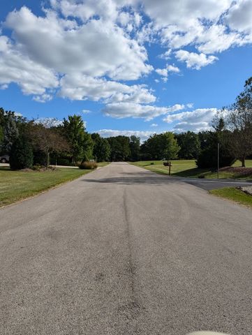 10817 Hill Crest Lane, Marengo, IL 60152