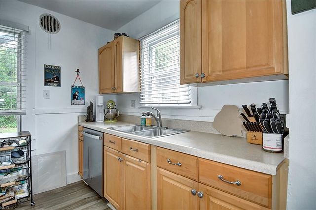 1092 Norview AVE, Norfolk, VA 23513