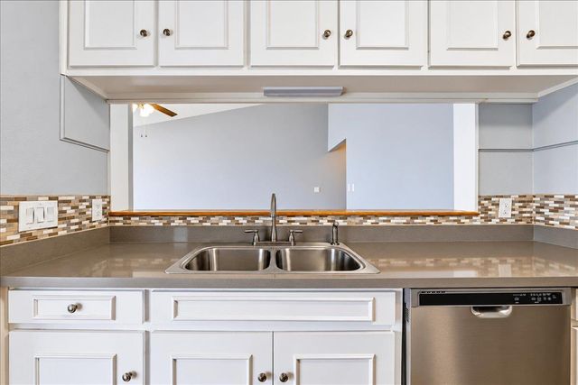 2217 ONION CREEK PKWY 125, Austin, TX 78747