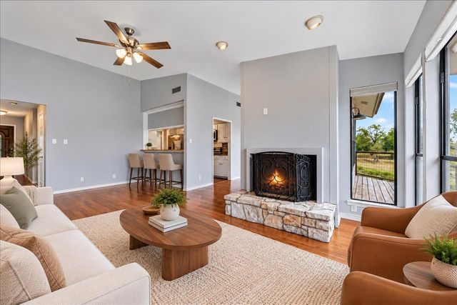 2217 ONION CREEK PKWY 125, Austin, TX 78747