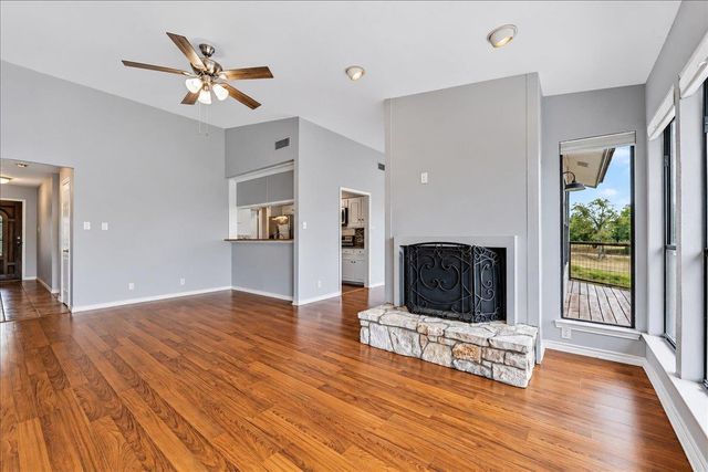 2217 ONION CREEK PKWY 125, Austin, TX 78747