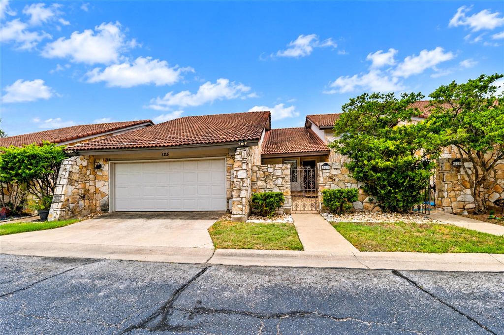 2217 ONION CREEK PKWY 125, Austin, TX 78747