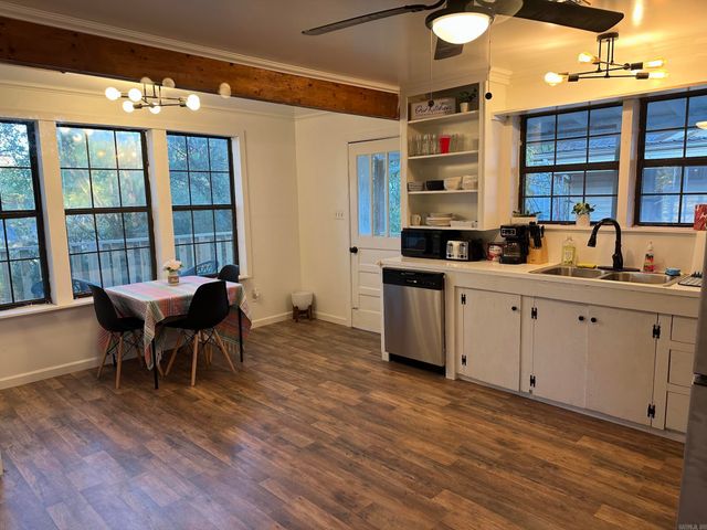 122 West Drive, Benton, AR 72015