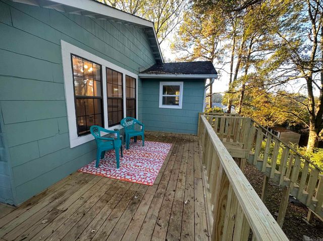 122 West Drive, Benton, AR 72015