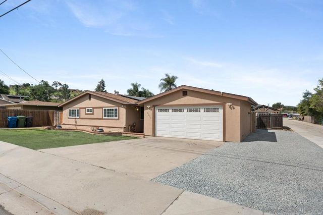 8632 Atlas View, Santee, CA 92071