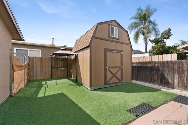 8632 Atlas View, Santee, CA 92071