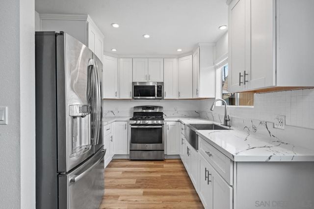 8632 Atlas View, Santee, CA 92071