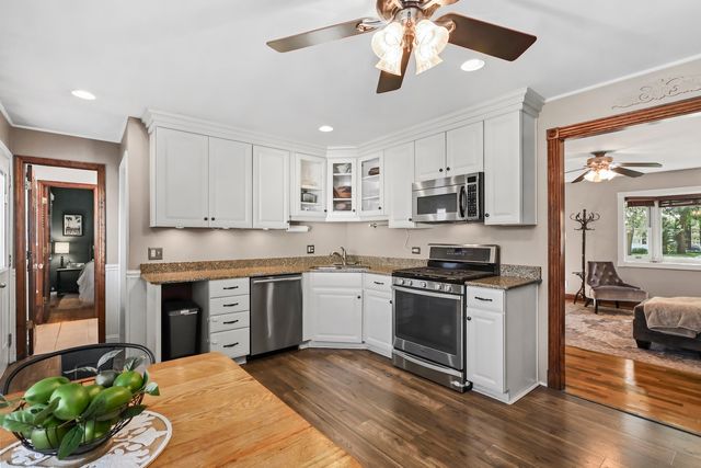 30W240 Allister Lane, Naperville, IL 60563