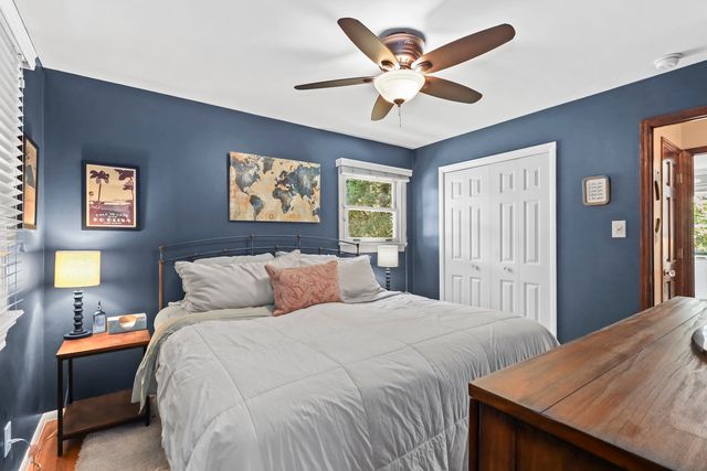 30W240 Allister Lane, Naperville, IL 60563