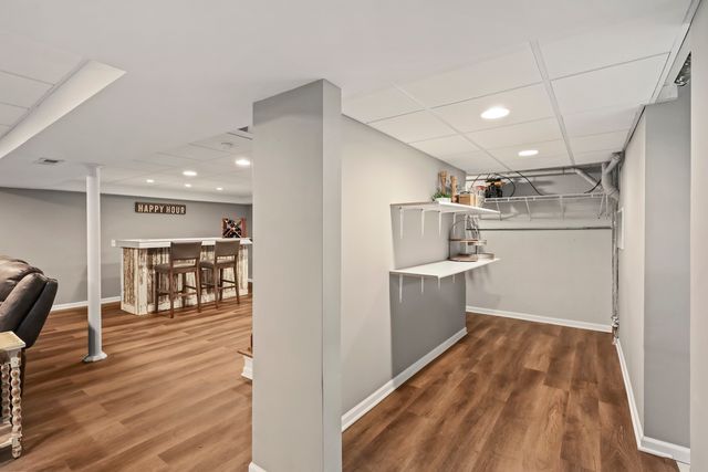 30W240 Allister Lane, Naperville, IL 60563