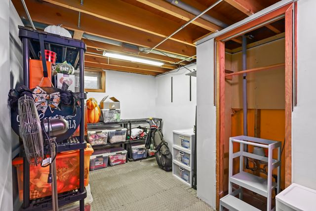 30W240 Allister Lane, Naperville, IL 60563