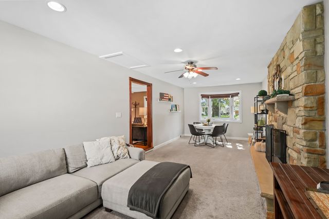 30W240 Allister Lane, Naperville, IL 60563