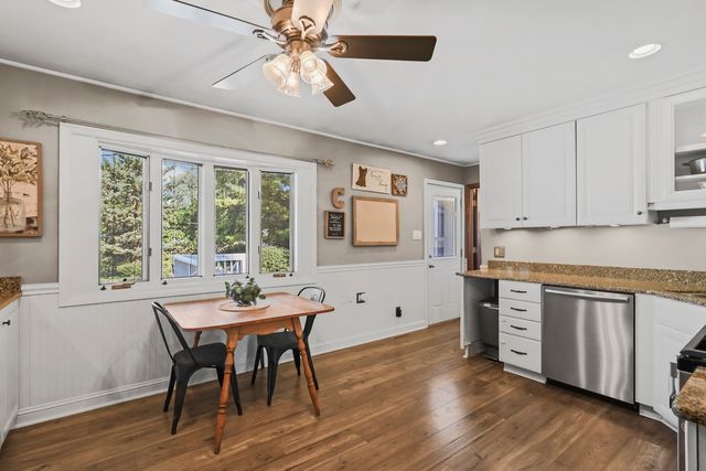 30W240 Allister Lane, Naperville, IL 60563