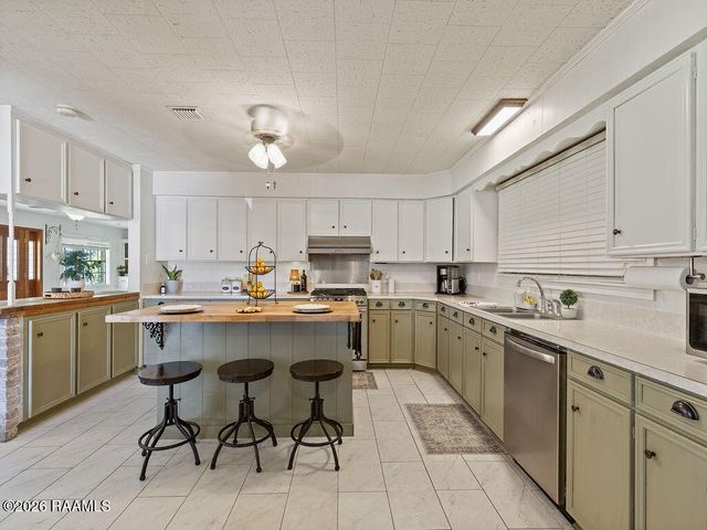 828 Ira Street, Carencro, LA 70520
