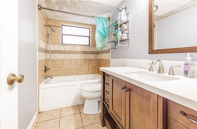 17851 OXENHAM AVENUE, Spring Hill, FL 34610