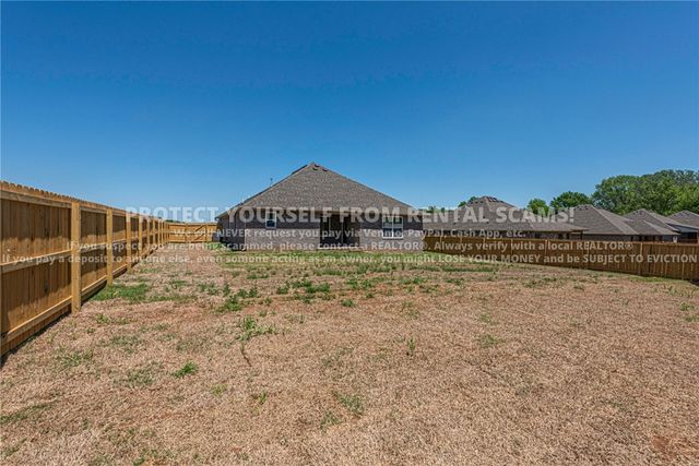 45 W Pitts Street, Farmington, AR 72730