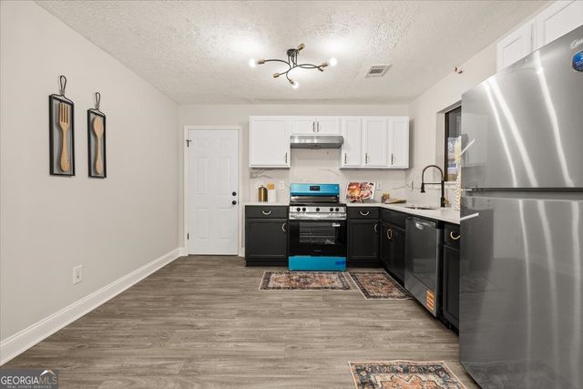 8185 Englewood Trail, Riverdale, GA 30274