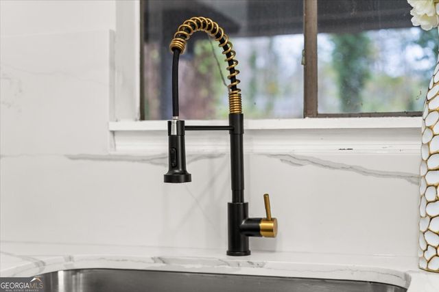 8185 Englewood Trail, Riverdale, GA 30274