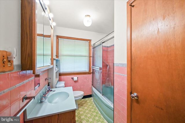 3998 PALMER AVE, York, PA 17408