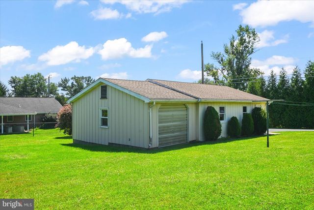 3998 PALMER AVE, York, PA 17408